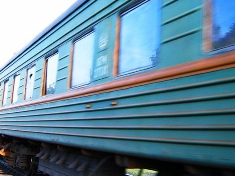 В Полтавской области парень попал под поезд