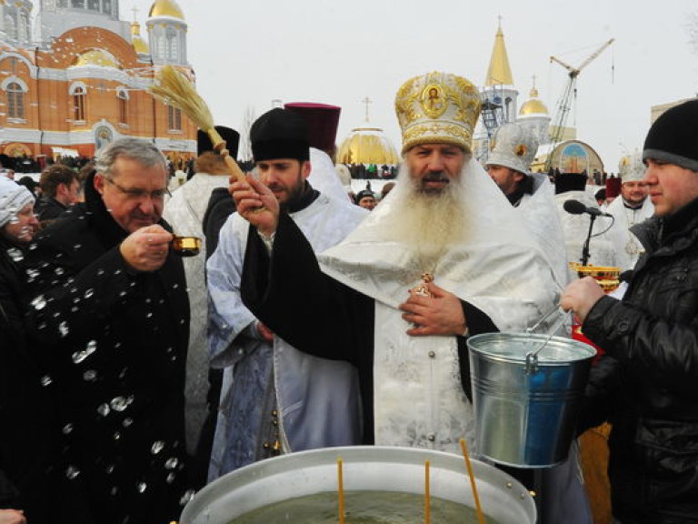 В Киеве празднуют Крещение