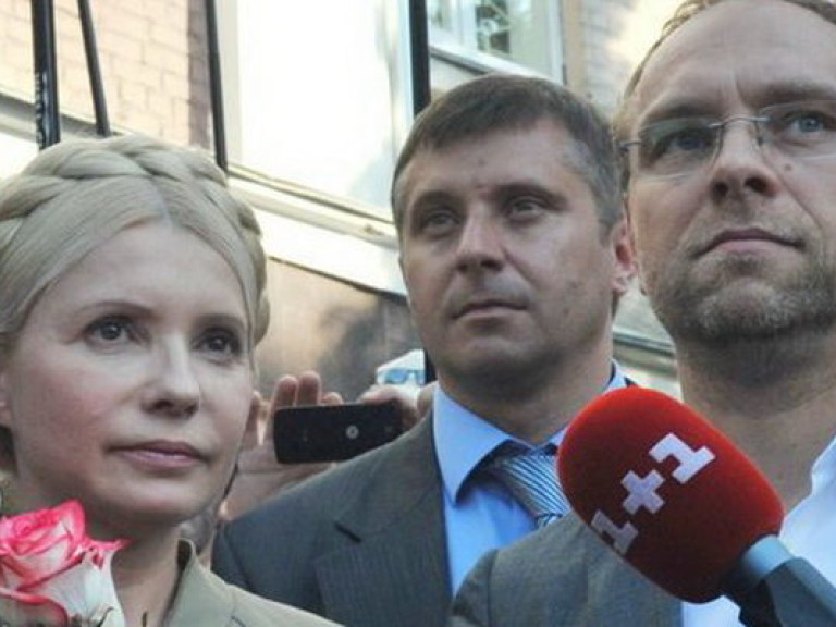 Власенко встретился с Тимошенко в душевой комнате