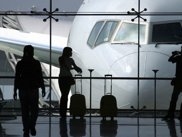 Лоукост компания пересмотрит тарифы на некоторые авиарейсы