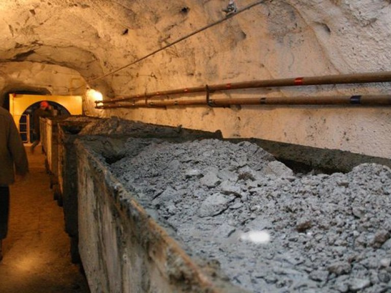 На шахте в Донецкой области снова погибли горняки