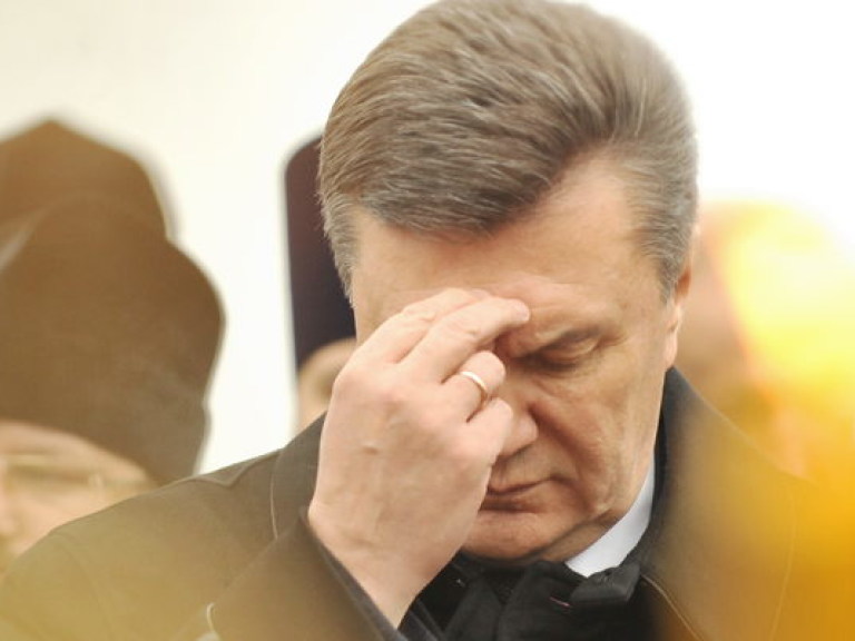 Янукович хочет, чтобы украинцы вместе с ним скорбили за погибшими под Крутами
