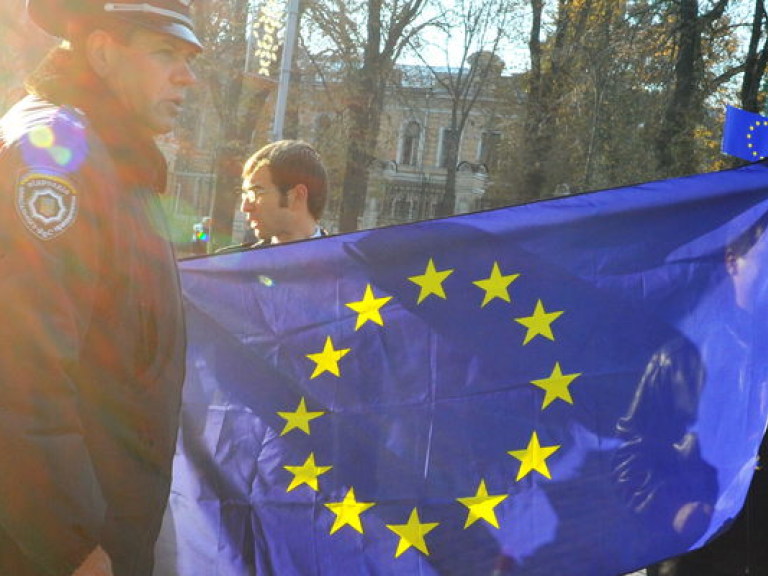 На саммите «Украина-ЕС» не будет подписан ни один документ о безвизовом режиме — АП