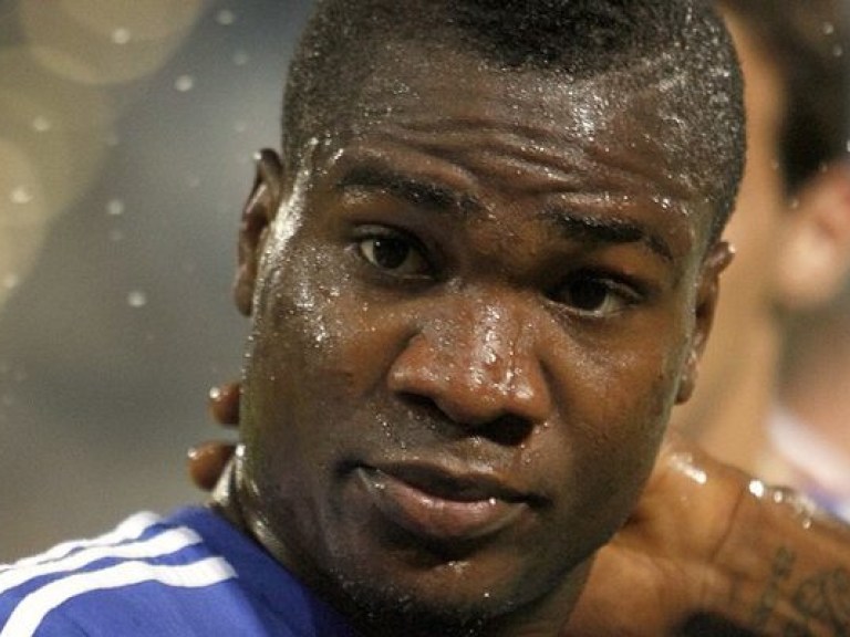 Идейе собирает премии в Нигерии, ему не до «Динамо»