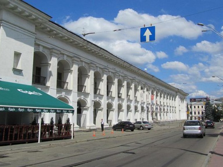 Активисты отбили Гостиный двор, внутрь здания зашел «Беркут» (ФОТО, ВИДЕО)