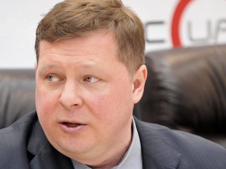 Украинская оппозиция зависит от западных спонсоров – нардеп