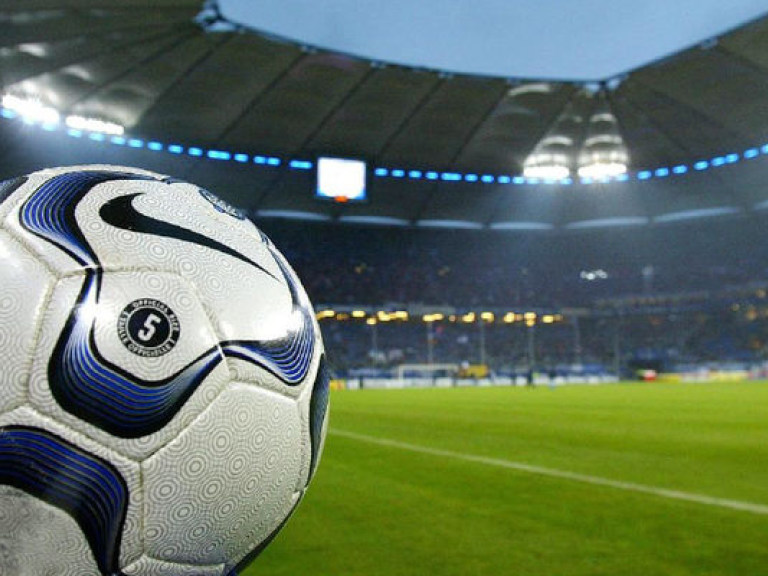 ФФУ может запретить играть трем командам Премьер-лиги