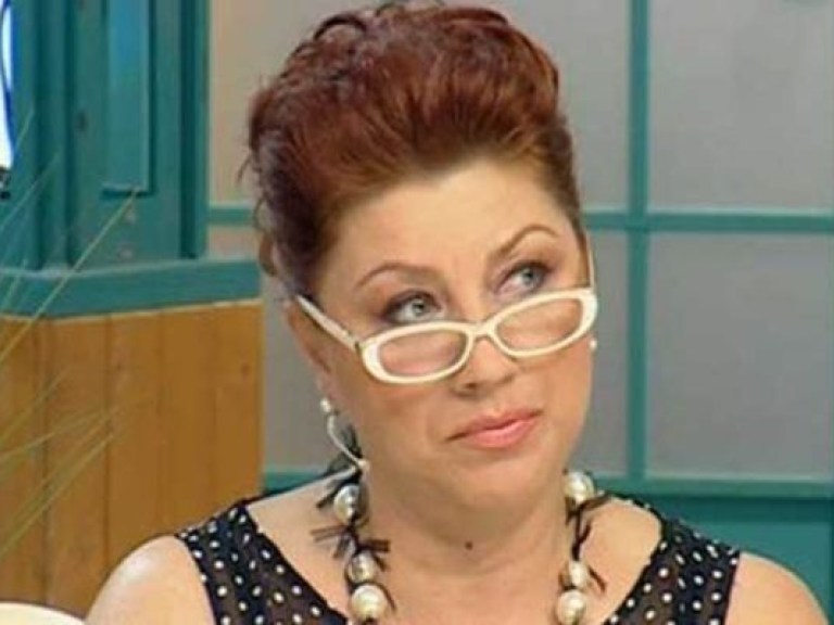 От переутомления Роза Сябитова свалилась с давлением