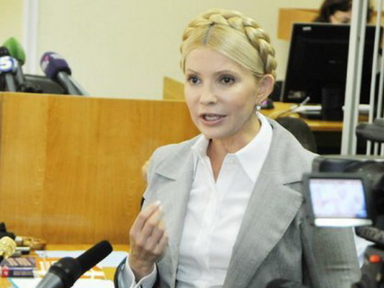 Тимошенко везут под конвоем на суд в Киев? (ВИДЕО)