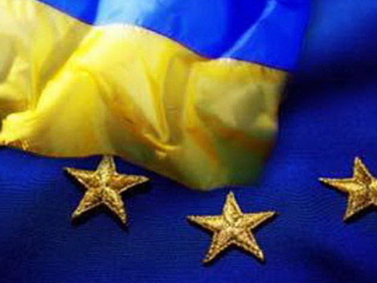 Киеву очень удобно «сидеть» между ЕС и ТС &#8212; эксперт