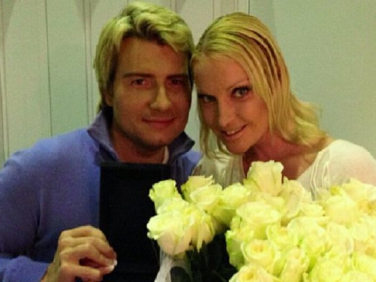 Волочкова хочет замуж за Баскова, хотя влюблена в миллионера (ФОТО)