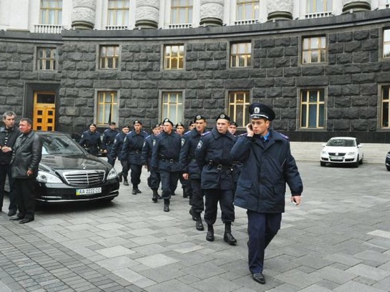 На праздники милиция будет работать в усиленном режиме