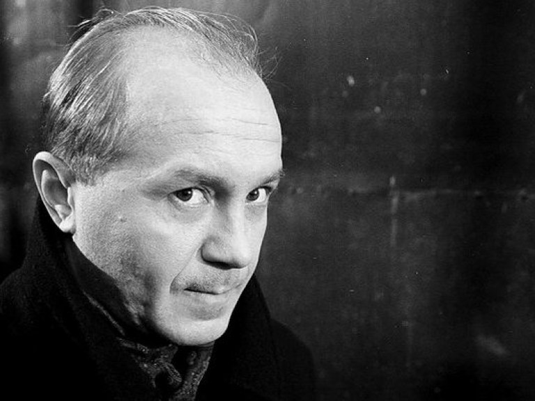 Актера Панина в последний путь проводят более 200 человек