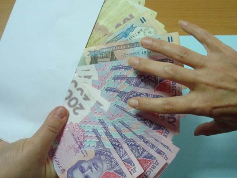В Киеве эколог погорел на взятке в 20 тысяч гривен