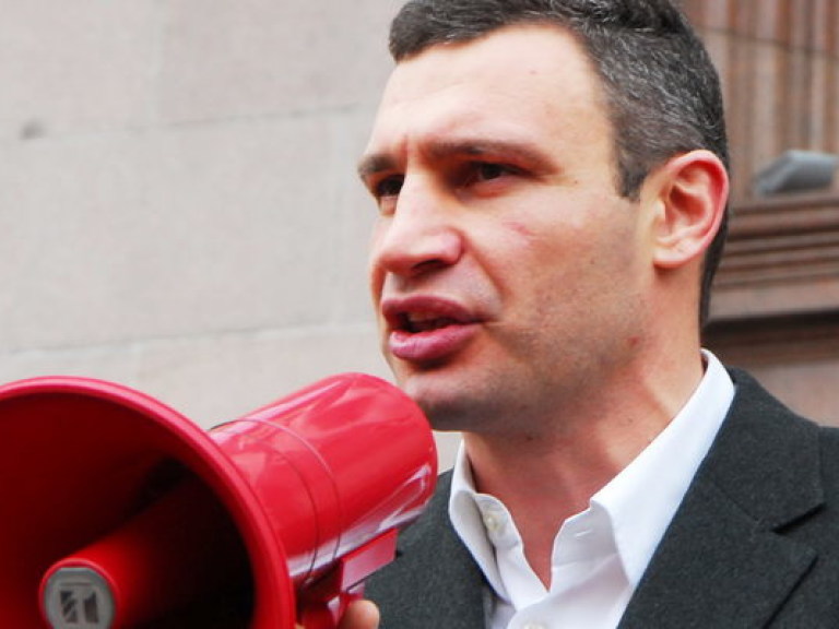Если Кличко не пойдет на выборы, то победу получит Попов — политолог