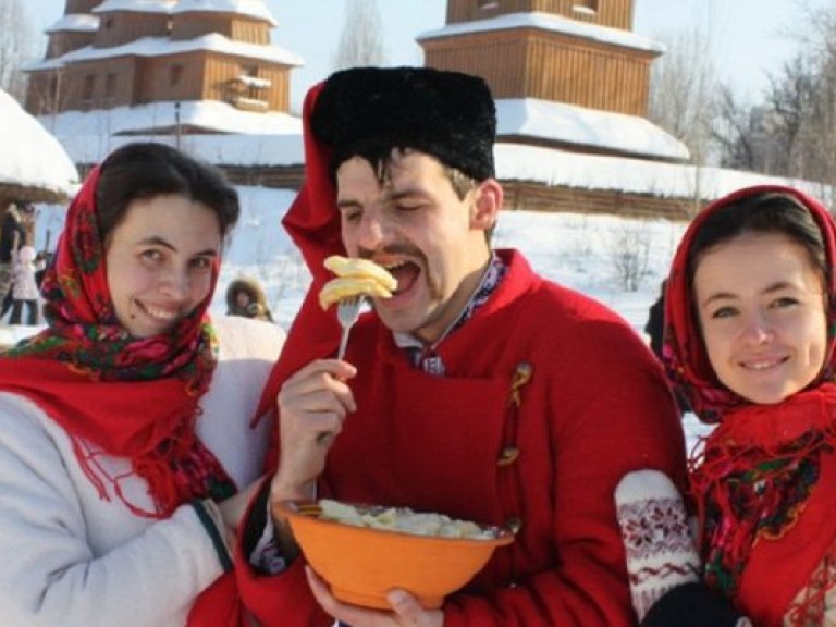 В Мамаевой слободе проходит праздник вареника