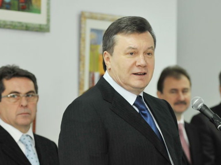 Отсутствие выборов в Киеве обернется вечным правлением Януковича – политолог