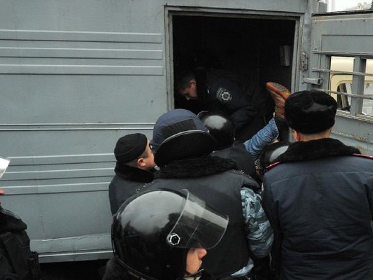 В Харькове сторонников Тимошенко облили фекалиями