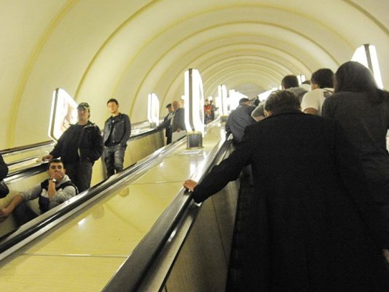 Подтоплений на станциях киевского метро пока нет – пресс-служба