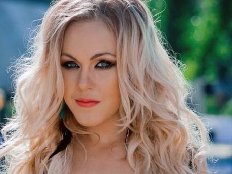 Певица Алеша стала мамой