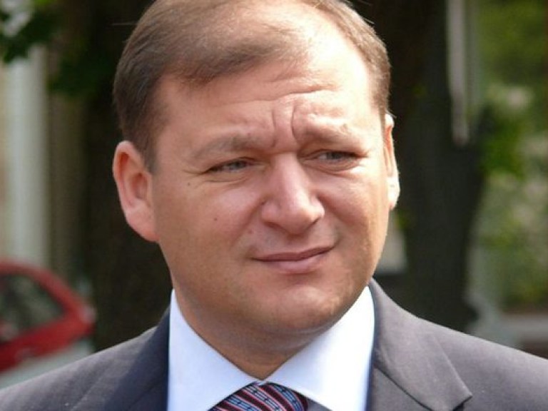 Добкин угрожает депутатам референдумом о роспуске парламента