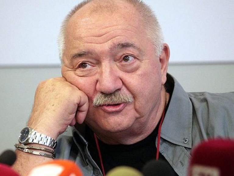 Роберта Стуруа обвинили в репрессиях