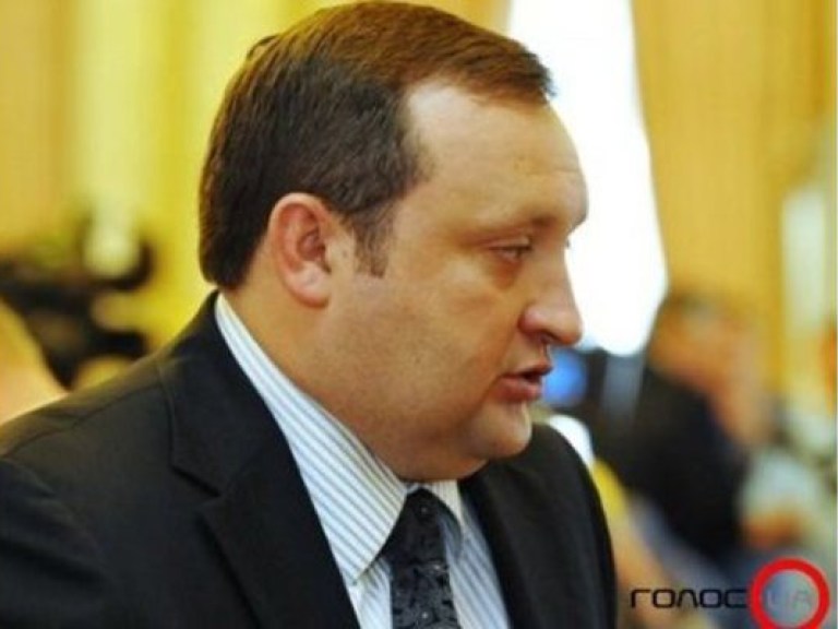 Арбузов: правительство должно уменьшить количество административных преград