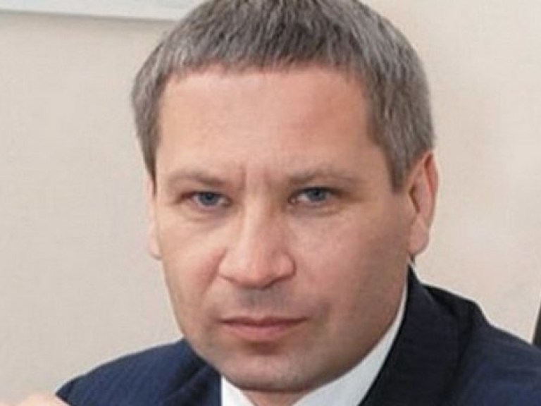 Лукьянов констатирует отсутствие правовой силы в комитетских резолюциях недоверия правительству Азарова