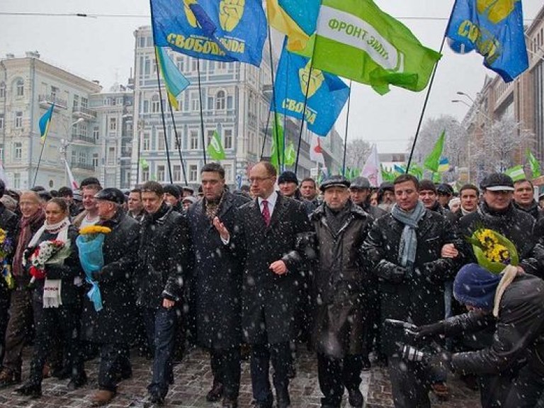 Оппозиции собрала в Киеве людей в десять раз меньше заявленного. Нечего предложить народу?
