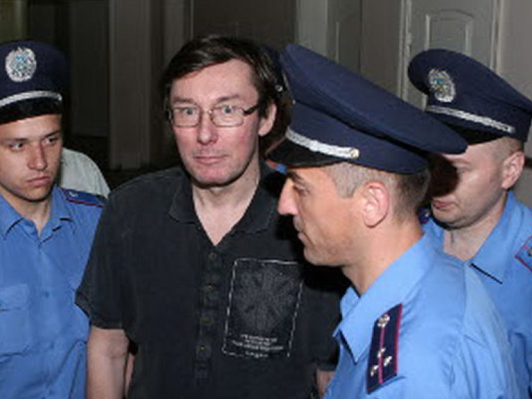 После освобождения Луценко говорить о политзаключенных перестанут — Калетник