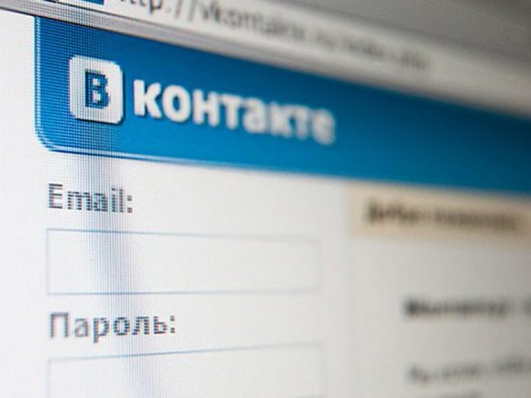 Милиция обыскивает квартиру основателя соцсети «ВКонтакте»