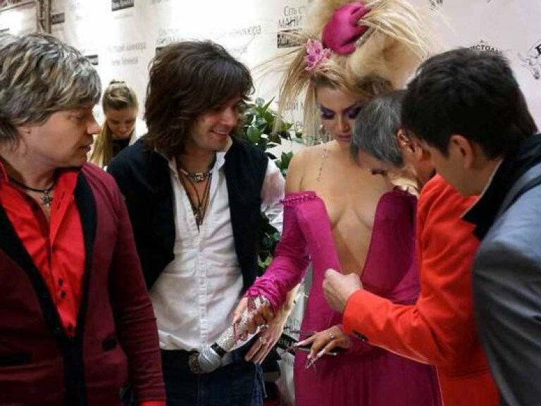 Алибасов учит «нанайцев» искусству обольщения