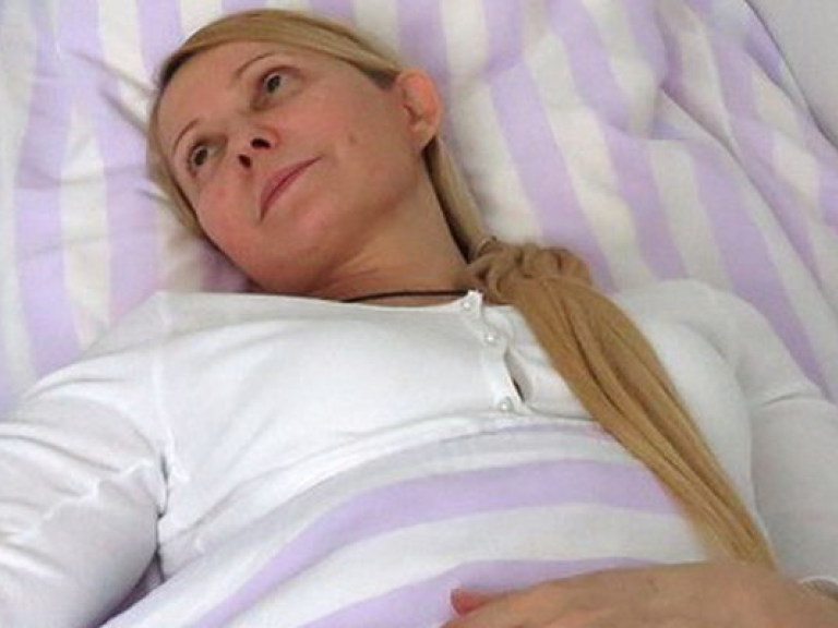 В больницу к Тимошенко приехал автозак, «Беркут» и ГАИ