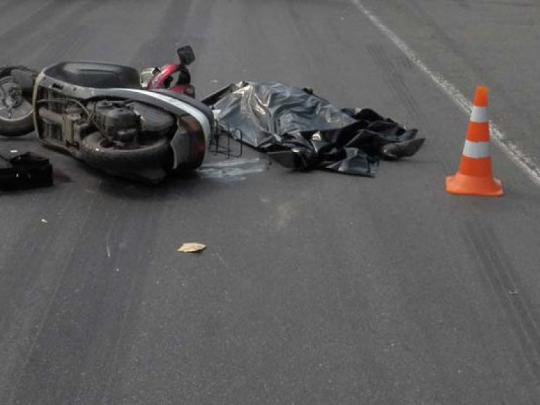 В Киеве в результате ДТП погибла пассажирка мотоцикла (ФОТО)