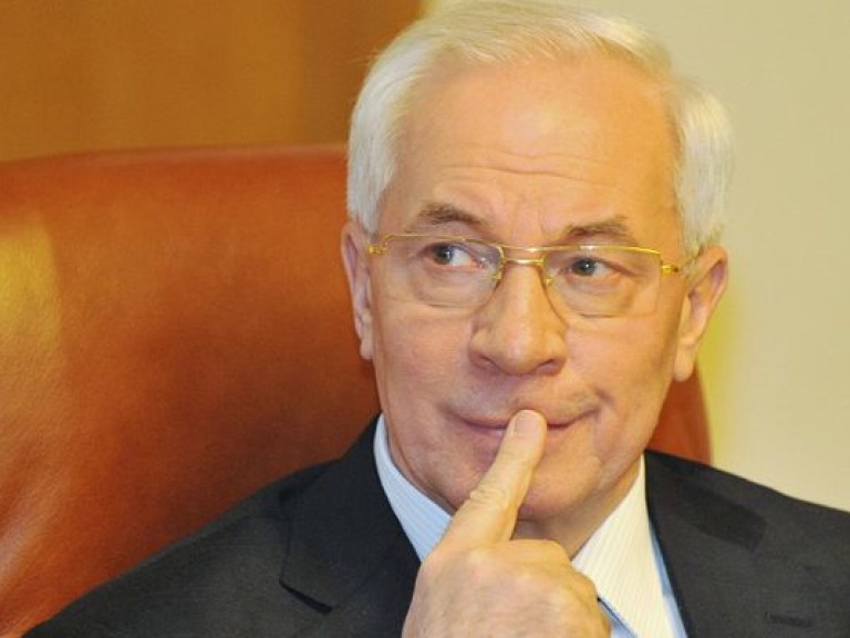 Азаров пообещал не повышать тарифы на газ