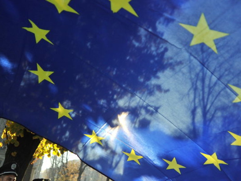 Эксперт: подписав соглашение об ассоциации, ЕС получит юридический рычаг влияния
