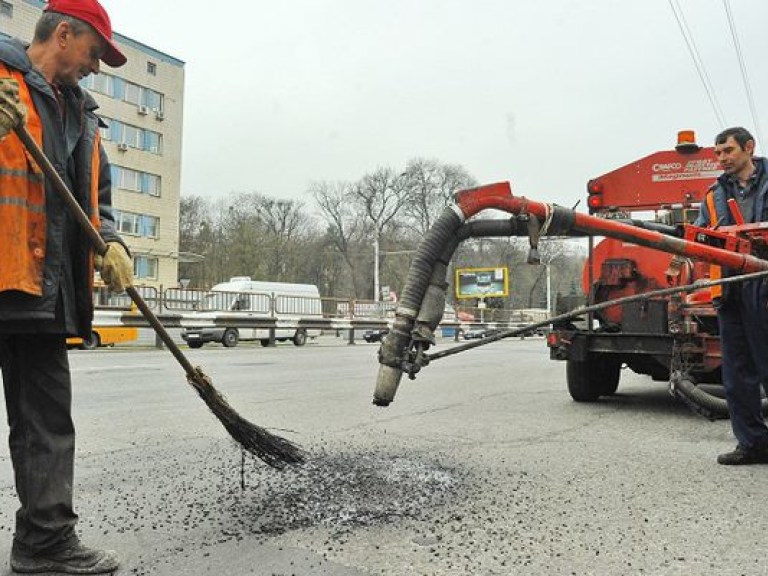 На ремонт дорог недодали около 2 миллиардов гривен — Укравтодор