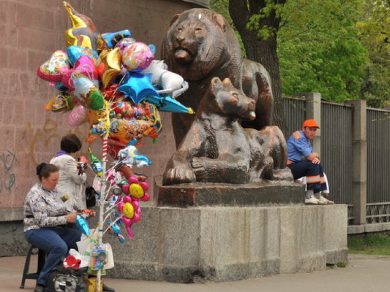 Киевский зоопарк оживает после зимней спячки (ФОТО)
