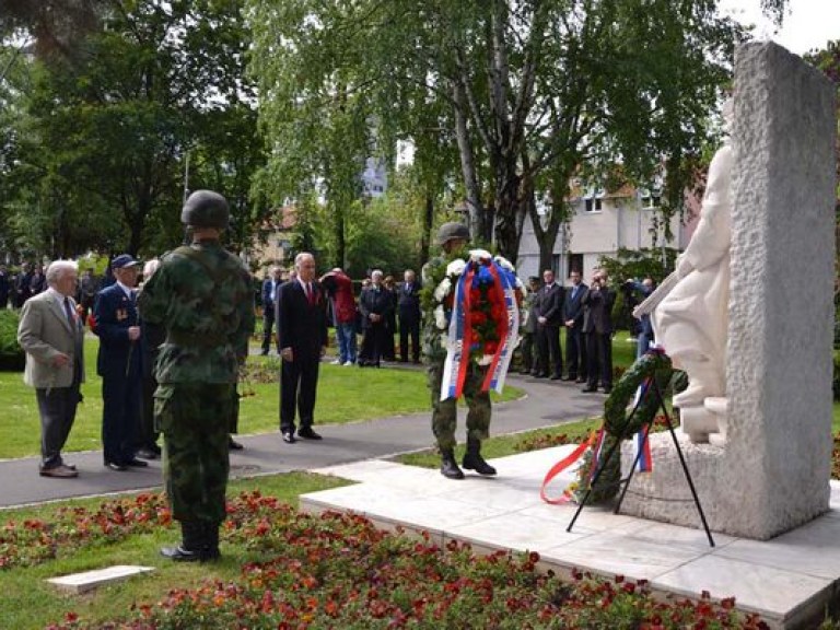Ветераны из Югославии поздравили украинцев с Днем Победы