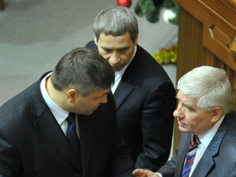 Регионалы по-прежнему «уходят» от темы выборов мэра Киева