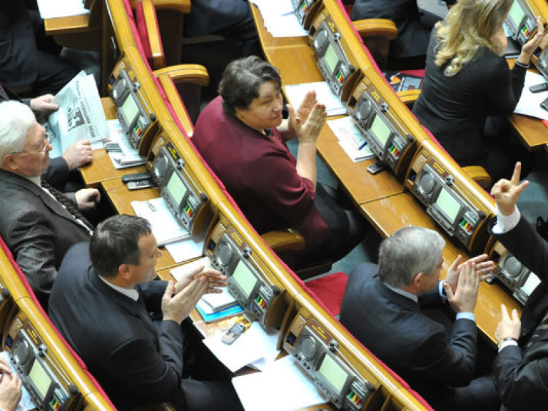 Депутаты сегодня рассмотрят вопрос объединения должностей главы КГГА и мэра Киева