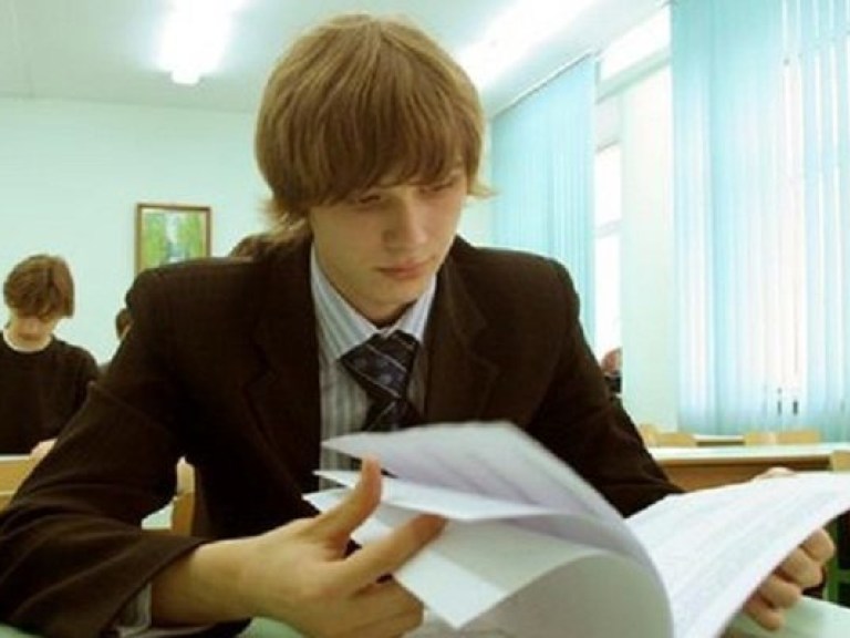 В 2013-м самыми популярными тестами ВНО стали украинский язык, математика и история Украины