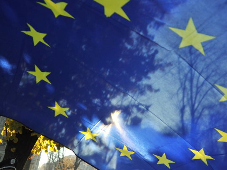 ВР должна проголосовать законопроекты об евроинтеграции до 27 мая – эксперт