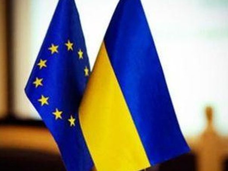 Международный эксперт: Появление в Украине суда присяжных – еще один шаг Киева на пути в ЕС