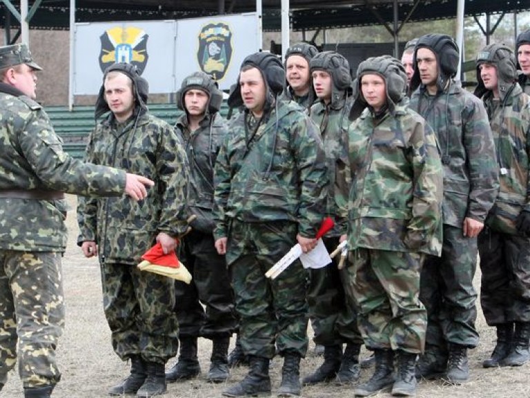 Реформа украинской армии пройдет в два этапа