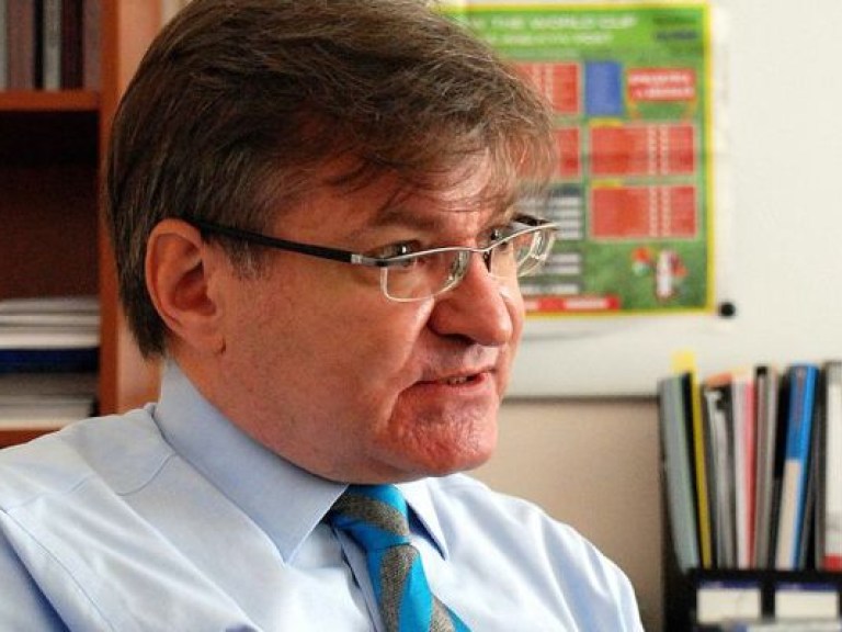 Немыря намекнул Януковичу, что подарить Тимошенко на день рождения