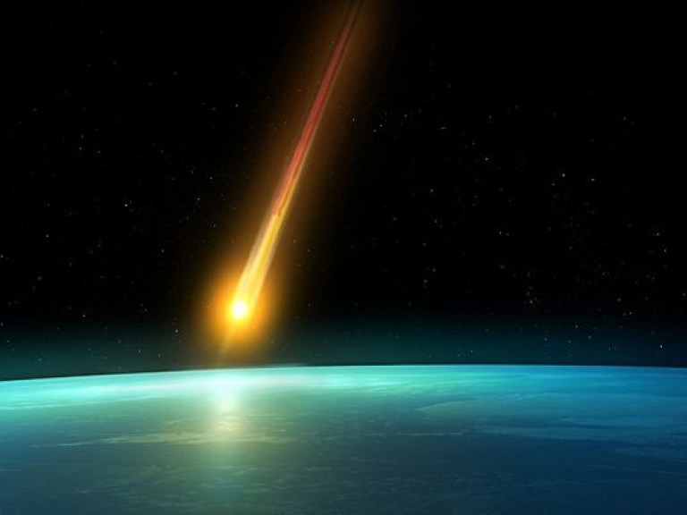 Земля опять удачно разминулась с астероидом