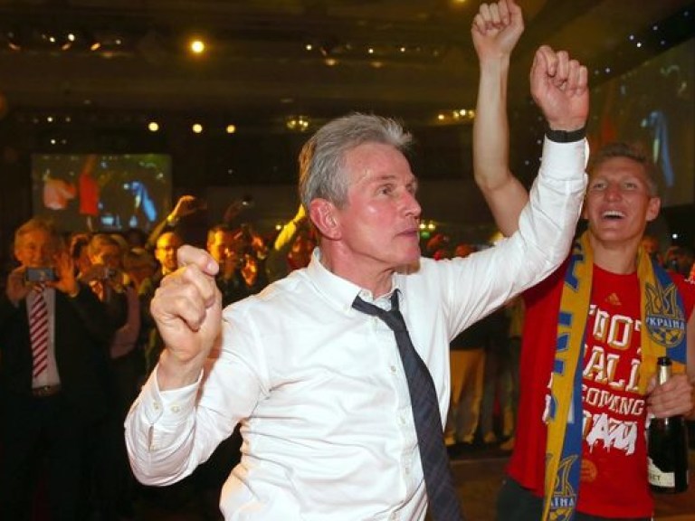 «Бавария» делает «золотой покер» (ВИДЕО)