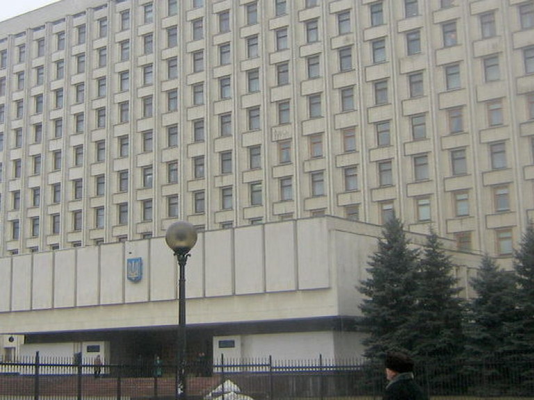 Ударовец: регионалы хотят монополизировать ЦИК
