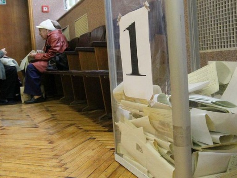 Оппозиция придумала, как обойти решение КСУ по киевским выборам